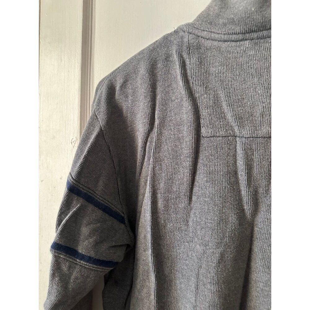 Arrow men’s size medium, long sleeve gray sweater - Picture 8 of 8